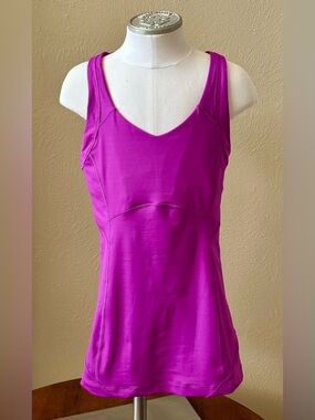 Lululemon Women’s Pink Tank Top